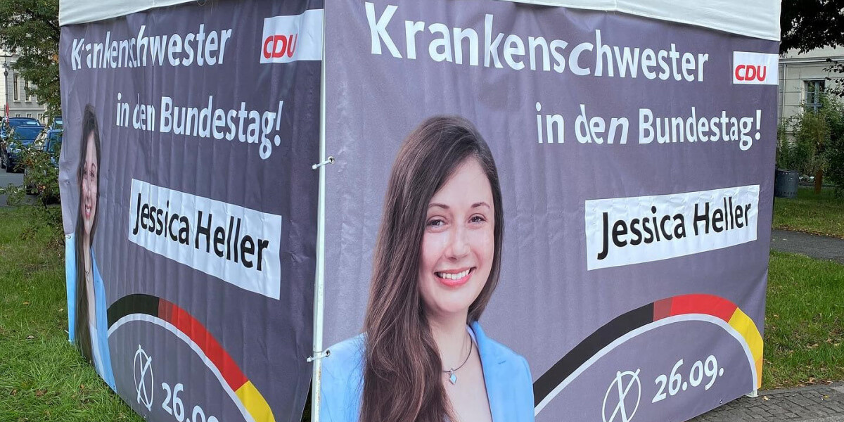 Neuer Bannerstand