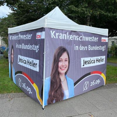 Neuer Bannerstand